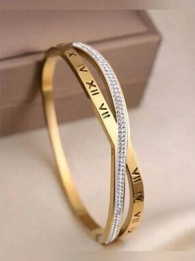 Gold Roman Numeral Bangle Bracelet Q1030